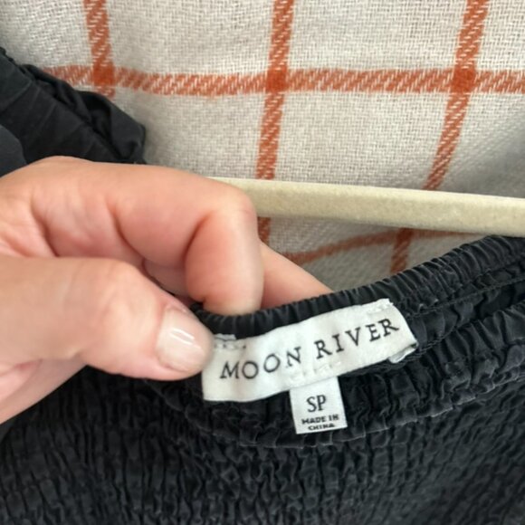 Moon River Off-The-Shoulder Cutout Dress - Petite Small - Picture 4 of 9